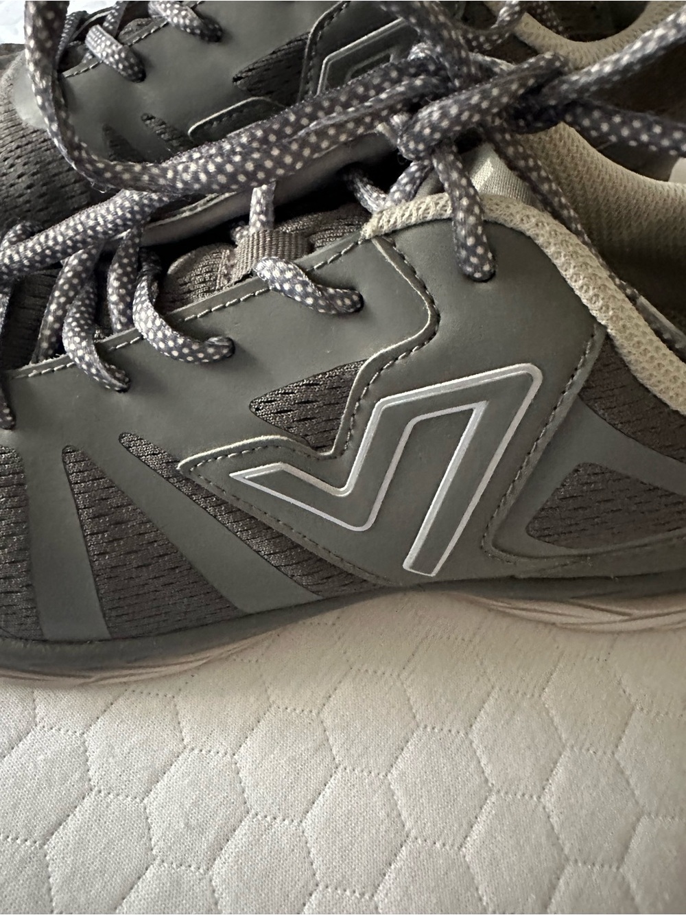Vionic Gray Comfort Walking Sneakers Orthotic Athletic Shoes - Picture 4 of 9
